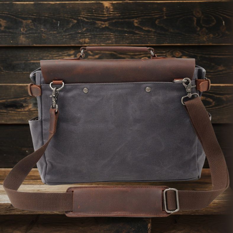 Canvas crossbody messenger taske | PETERSBURG